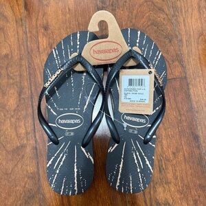 Havaianas Black and Gold Flip Flops Women 7-8
